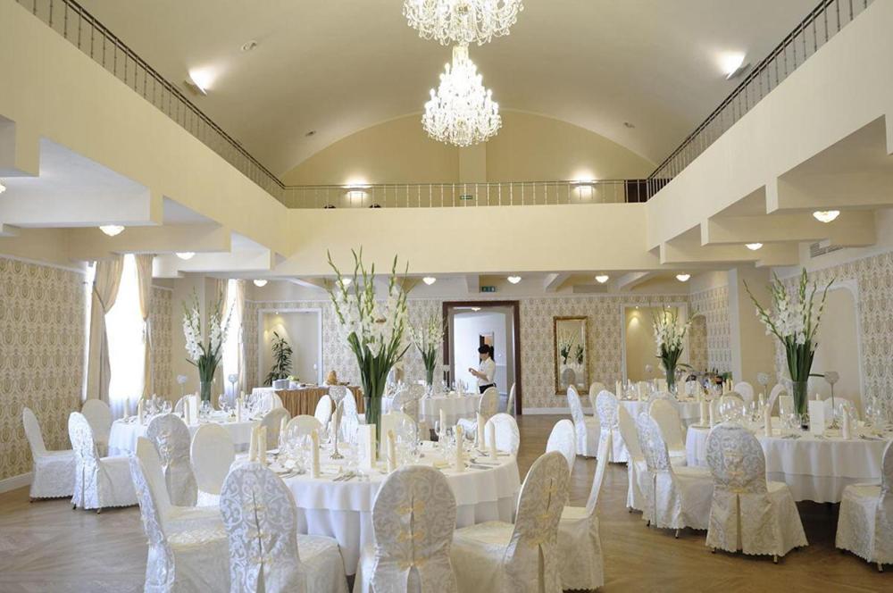 Hotel Skala Biała Podlaska Dış mekan fotoğraf